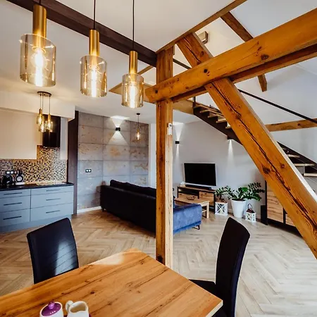 Otel Apartament Nik-mil Vinci *